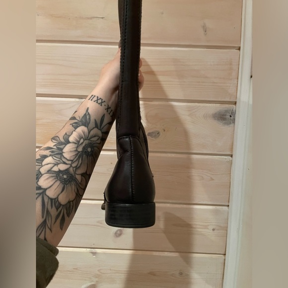 GREAT CONDITION - B.O.C. TALL BLACK LEATHER RIDING BOOTS - SIZE 6.5 - Picture 11 of 14